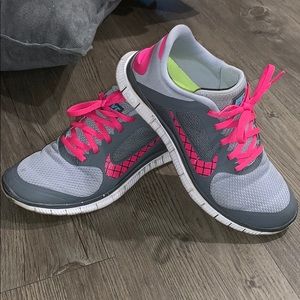 Women’s Nike free run 4.0